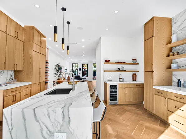 408 Monroe Street image 5 of 31