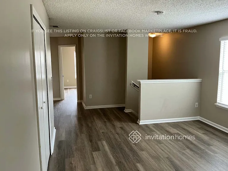 13581 Ashford Wood Ct E — Photo 15
