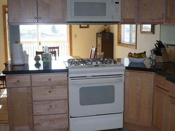 Newly Remodeled Kitchen