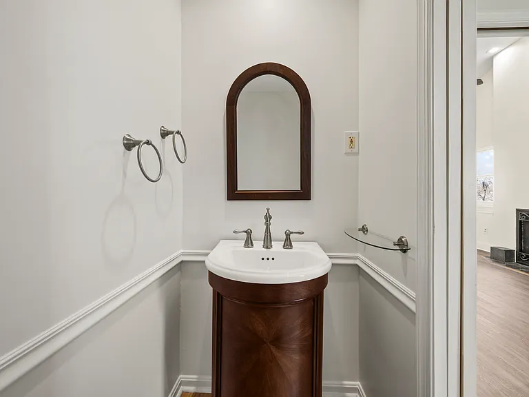 9432 Lyons Mill Rd — Photo 33