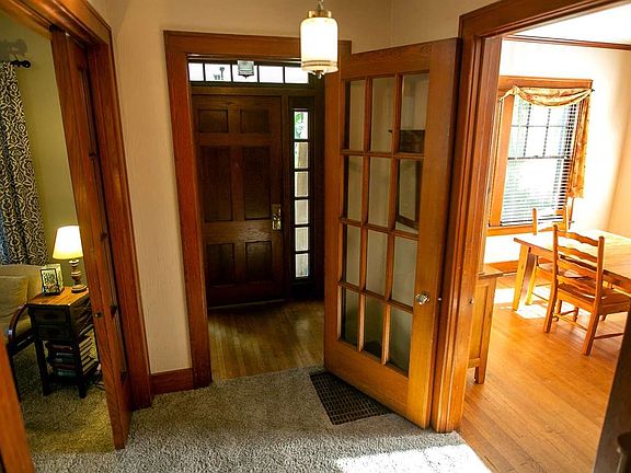 2nd image of 720 E 12th Ave