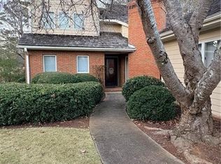 2590 Camden Glen Ct, Roswell, GA 30076