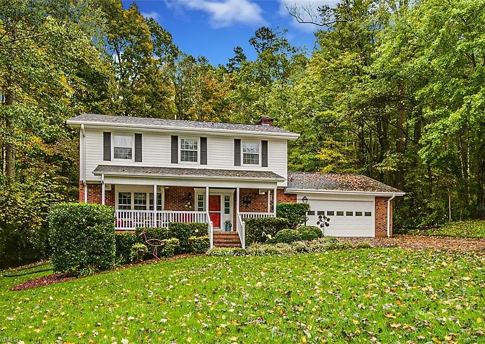 2nd image of 1070 Camden Ct