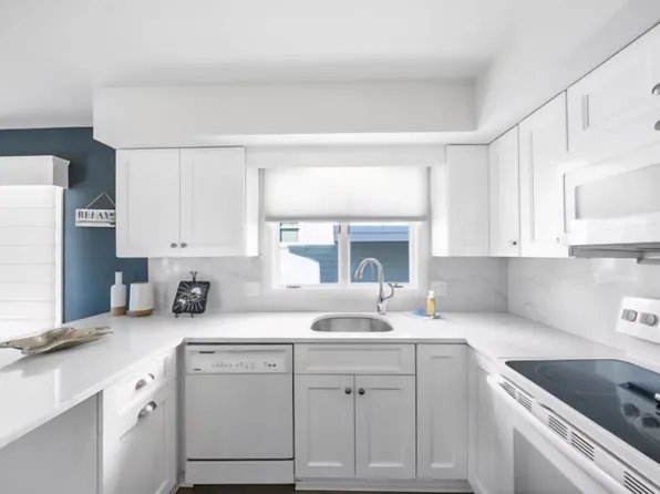 248 81st St #A, Stone Harbor, NJ 08247