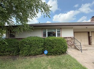 1603 N Timberline Dr, Rose Hill, KS 67133
