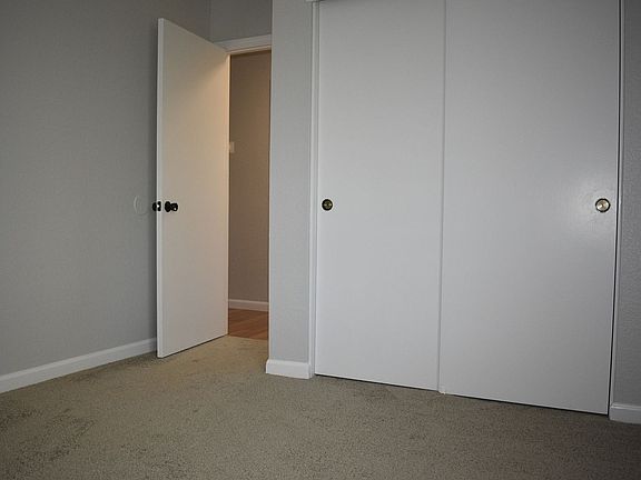 5th image of 6008 Myrtle Wood Ct