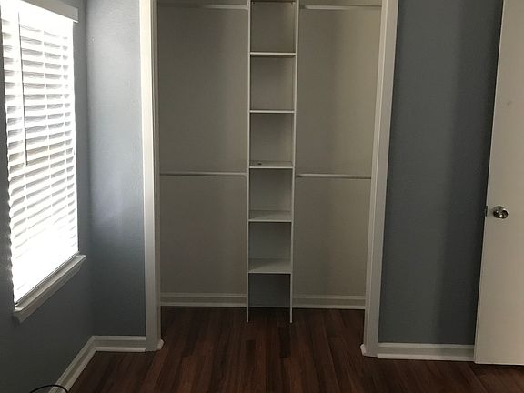 5th image of 3001 Moffett Ave