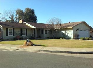 2813 Silver Dr, Bakersfield, CA 93306
