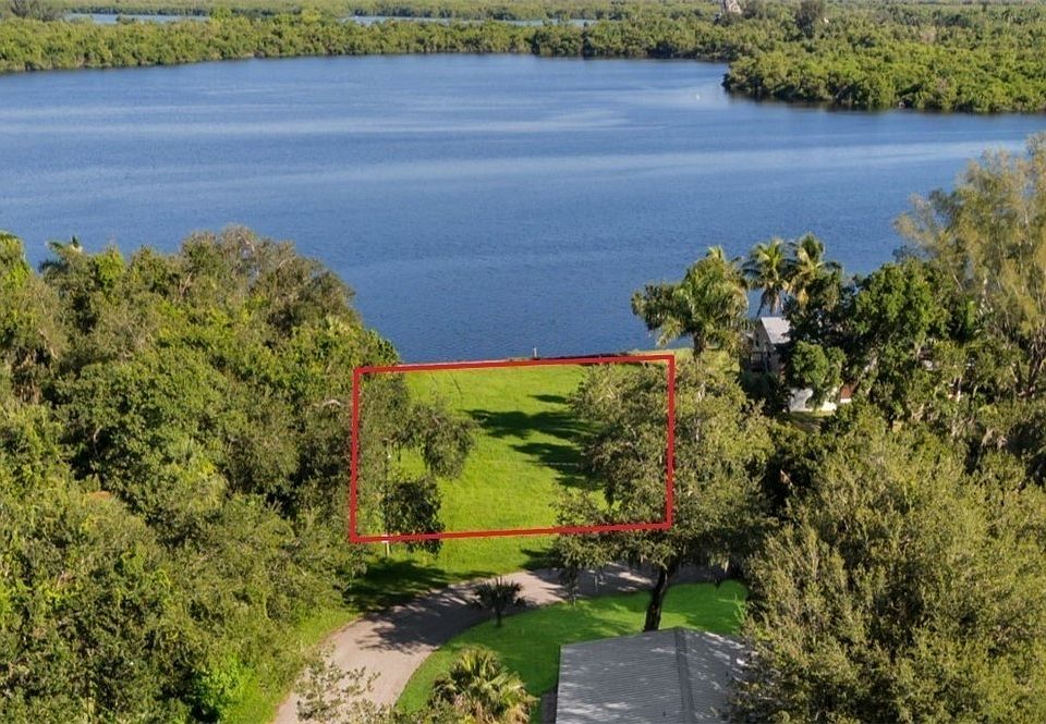 2nd image of 4859 E Riverside Dr