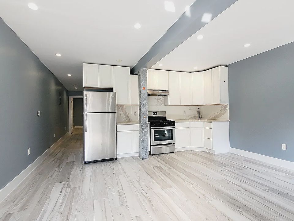 1st image of 1651 Tomlinson Ave