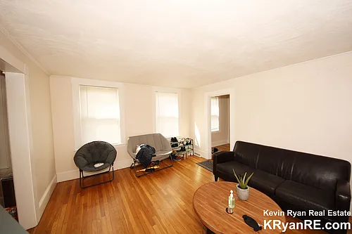 60-62 Bedford St #622 Photo 1