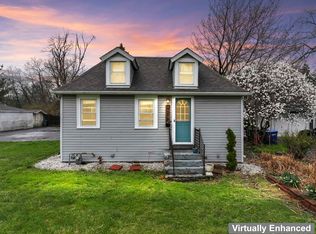 4616 River Dr, Lisle, IL