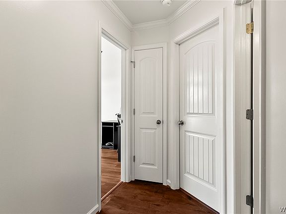 5th image of 4920 Crosshill Ln