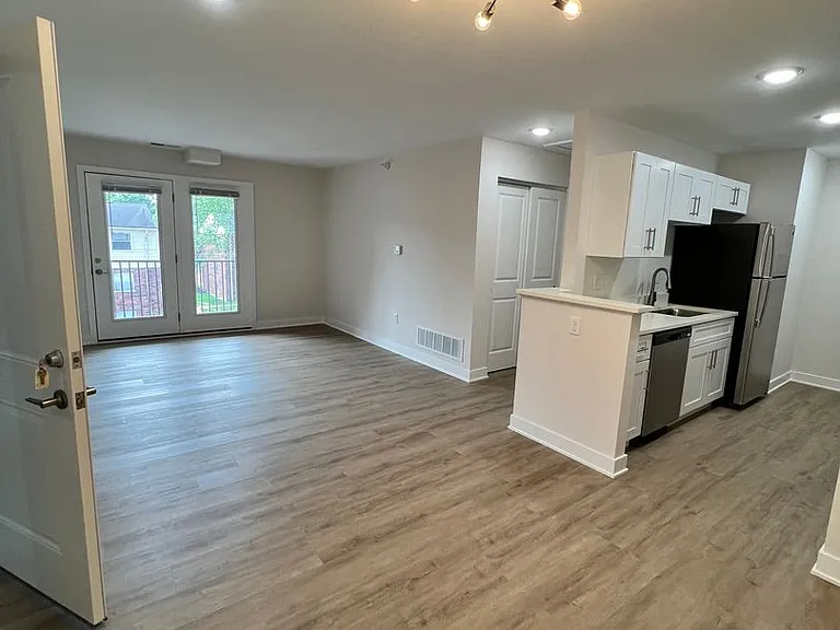 4238 Kugler Mill Rd — Photo 16