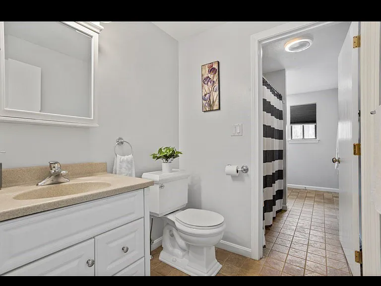 113 Brigham St #4D — Photo 17