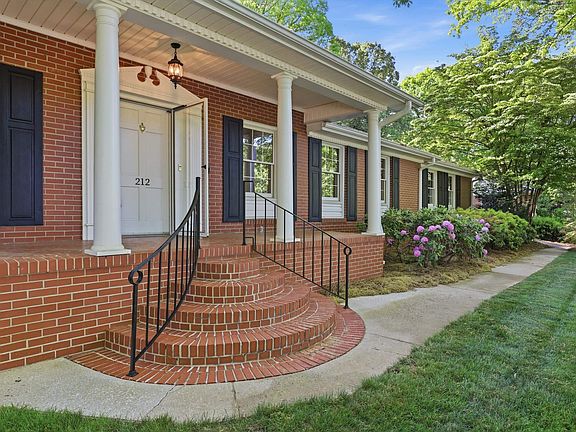 3rd image of 212 Covington Rd