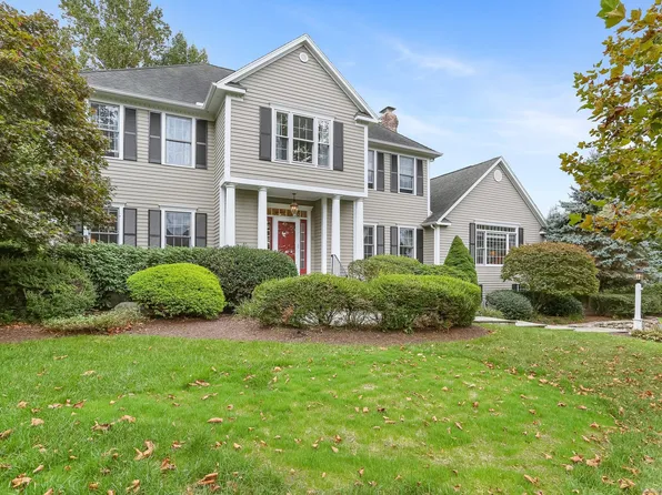 16 Plumb Creek Road, Trumbull, CT 06611