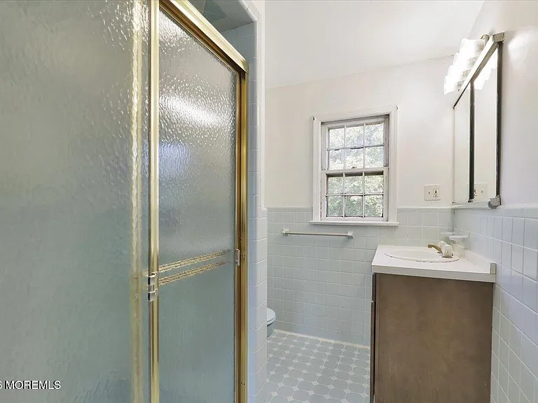 15 Harbor Ct — Photo 24