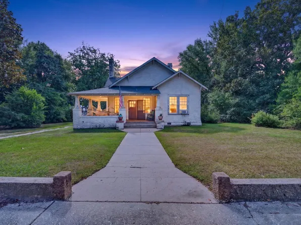 645 Hampton St, Elloree, SC 29047