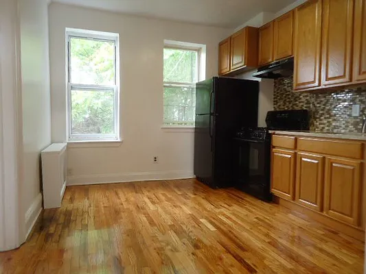 Rented by Hakeem Shahid, LREB | media 15