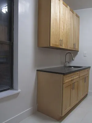 Rented by Beekman Street Realty | media 25