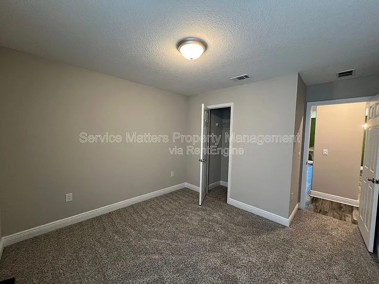 2965 N 14th Ave — Photo 28