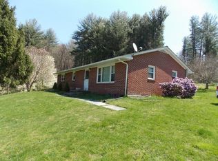 2875 Indian Valley Rd NW, Radford, VA 24141