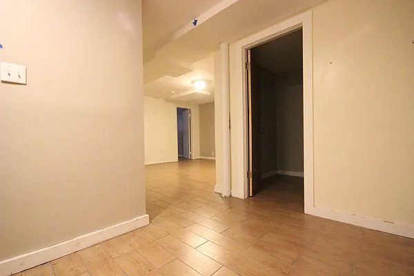 Rented by Nooklyn NYC LLC | media 23