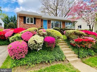 5015 Rodman Rd, Bethesda, MD 20816