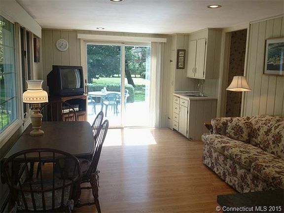 FIRST FLOOR FAMILY ROOM