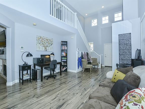 5th image of 1233 Lakeport Ln #3