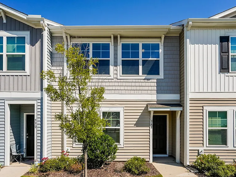 548 Wendell Falls Pkwy — Photo 1