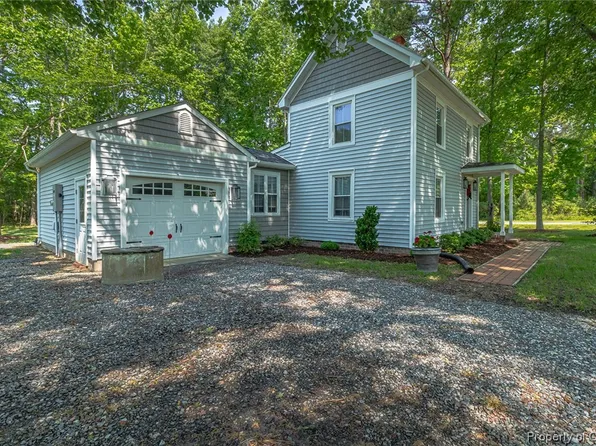 1638 Fleeton Rd, Reedville, VA 22539