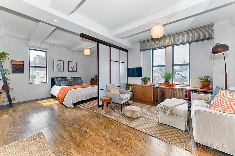 1st image of 50 W 106th St APT 9A