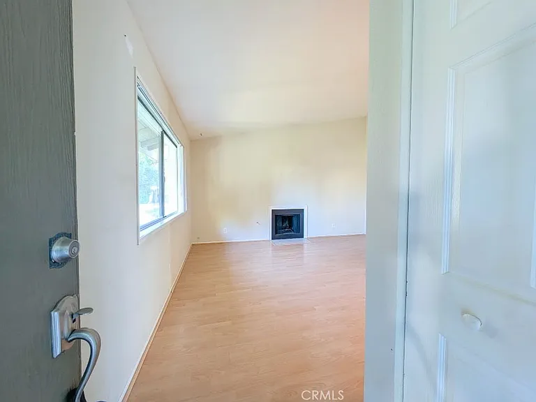 1965 Coulston St #10 — Photo 20