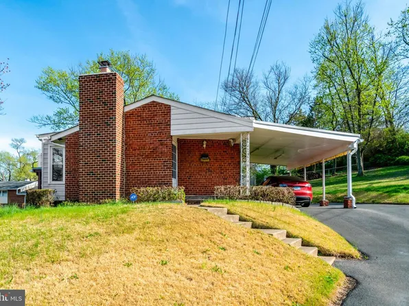 5517 Gwyn Pl, Alexandria, VA 22312