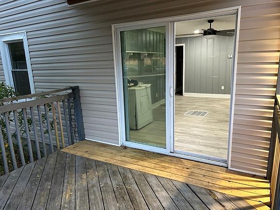 4th image of 309 Maple St
