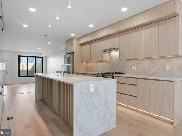 1619 N 3rd St, Philadelphia, PA 19122