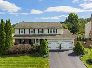 3104 Daniel Dr, Sinking Spring, PA 19608
