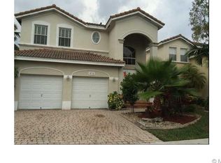 4702 NW 113th Pl, Doral, FL 33178