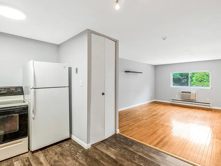 7 Glen Ave #11 — Photo 7