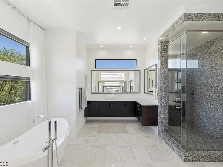 47 Pristine Glen St — Photo 47