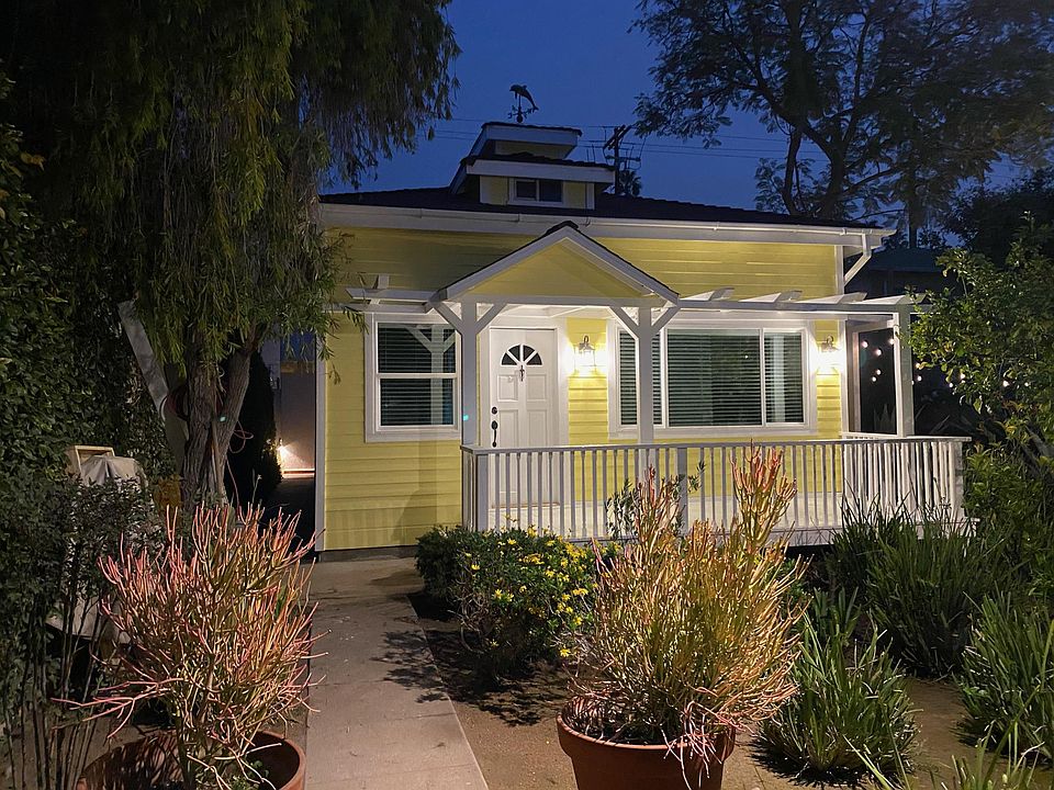 1st image of 915 7th St