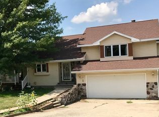 3413 W 28th St S, Newton, IA 50208
