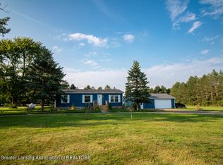 2450 W Hyde Rd, Saint Johns, MI 48879