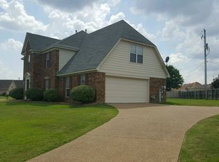 8369 Whispering Elm Dr, Memphis, TN 38125