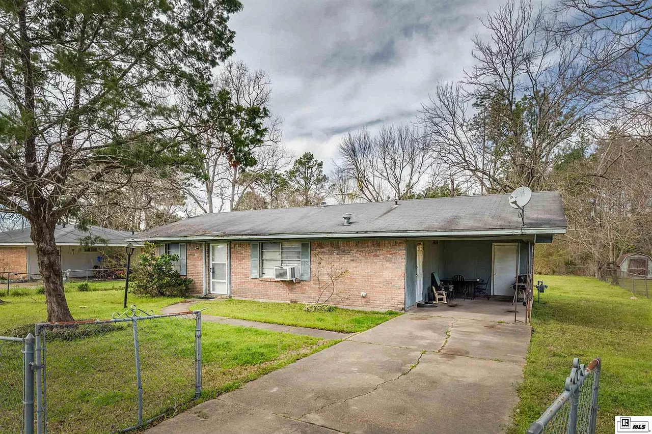 3 bed, 1000 sqft, $650 — Photo 1