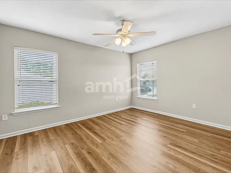 1955 Tomahawk Dr — Photo 16