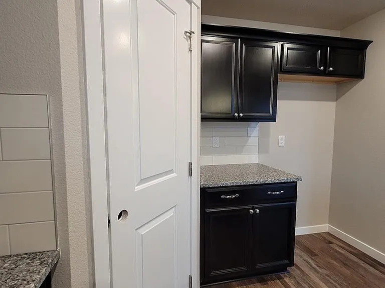 17795 Stony Ridge Ave — Photo 9