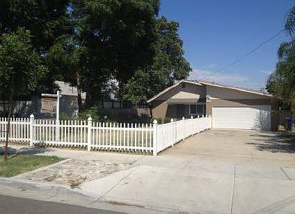 1st image of 148 N 10th Ave